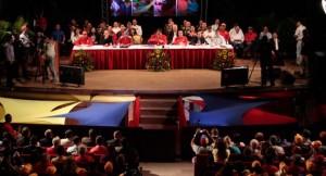 Maduro llamó al pueblo a manejar la revolución económica