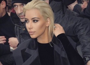 Kim Kardashian en el desfilo de Balmain