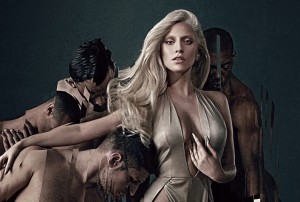 Lady Gaga en la promoción de Eau de Gaga