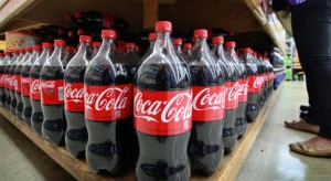 Coca-Cola cierra por bajas ventas
