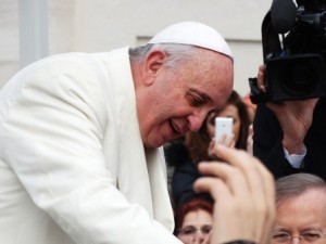 El Santo Padre se ha mostrado siempre a favor de la paz en Colombia