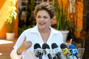 Rousseff es abanderada política del ex presidente Lula Da Silva
