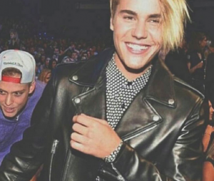 El cantante Justin Bieber en la entrega de los MTV VMA 2015