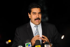 Nicolás Maduro protegerá al sector transporte