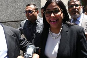 Delcy Rodriguez denuncia que fue agredida en Mercosur