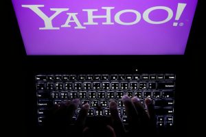 Estados Unidos acusa a dos rusos de hackear Yahoo