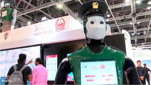 REEM, el primero robot policía que opera en Dubái