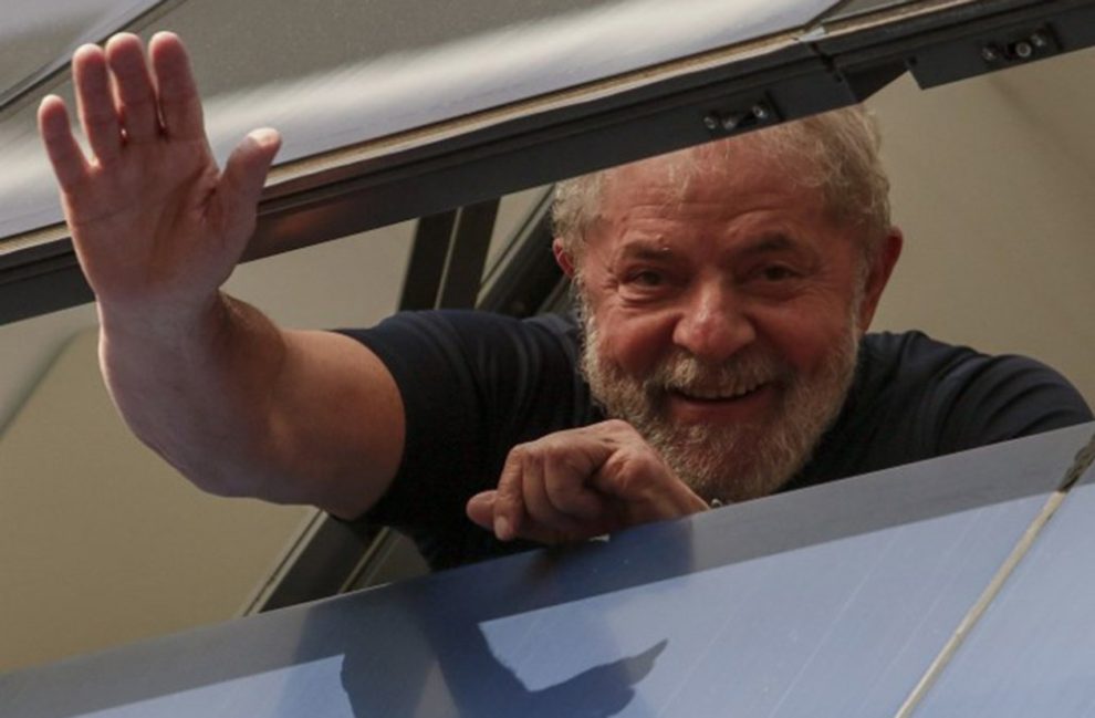 Lula lanza candidatura