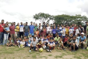 Yammine - Donación deportiva a Hermanos Laverde en Cúa