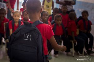 Yammine - Entrega de kits escolares a niños de Chuspa (2)