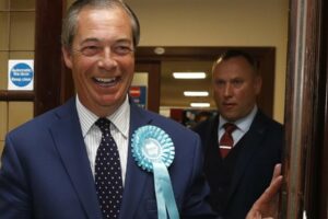 Nigel Farage gano elecciones del Brexit