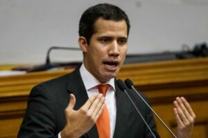 Juan Guaidó reiteró que “queda claro que no se trata de un bloqueo” lo que causó el colapso de la economía nacional
