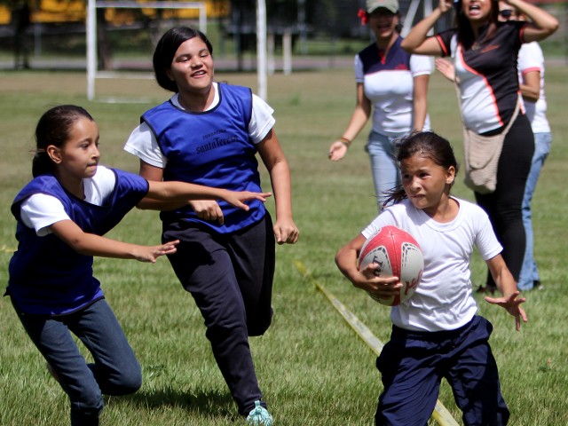 Andres Chumaceiro 300 niños participaron en Torneo de Rugby Escolar de Fundación Santa Teresa