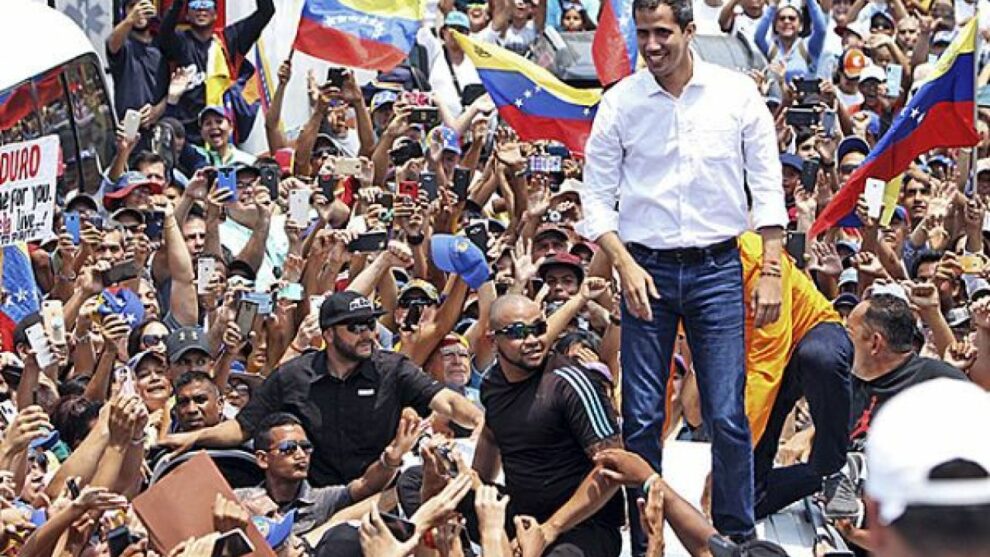 El presidente encargado de Venezuela, Juan Guaidó, aseguró que la lucha en el país es por recuperar la democracia y la normalidad
