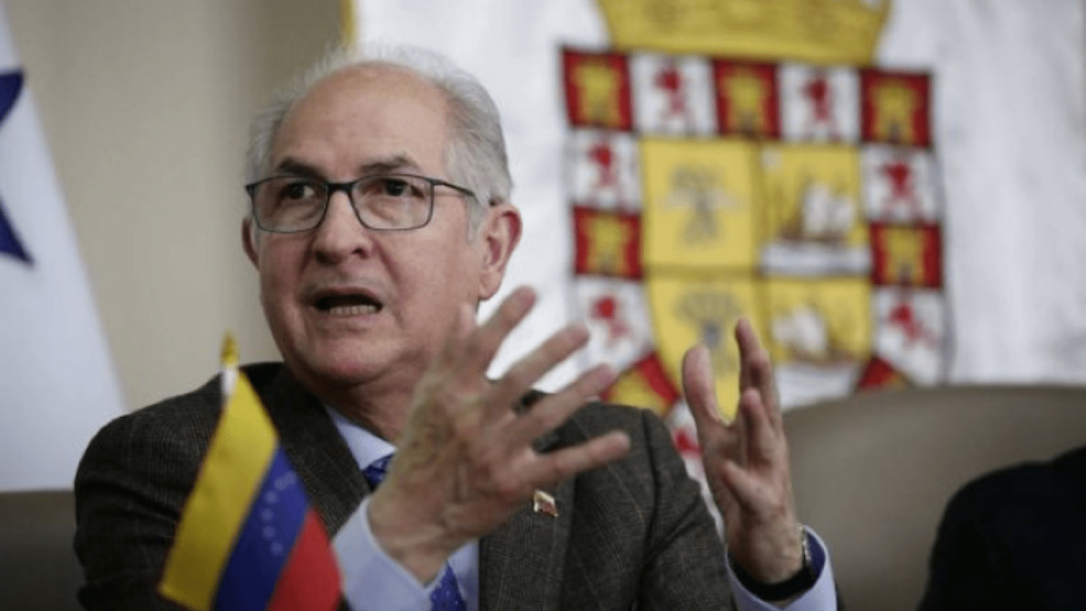 Por su parte, Diego Arria calificó de equivocación realizar elecciones con Maduro en el poder