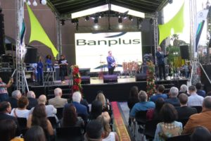 Banplus reconoce antiguedad colaboradores