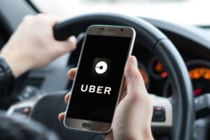 Uber anuncia despido de 3.000 trabajadores