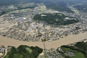 Inundaciones en Japón dejan 34 muertos