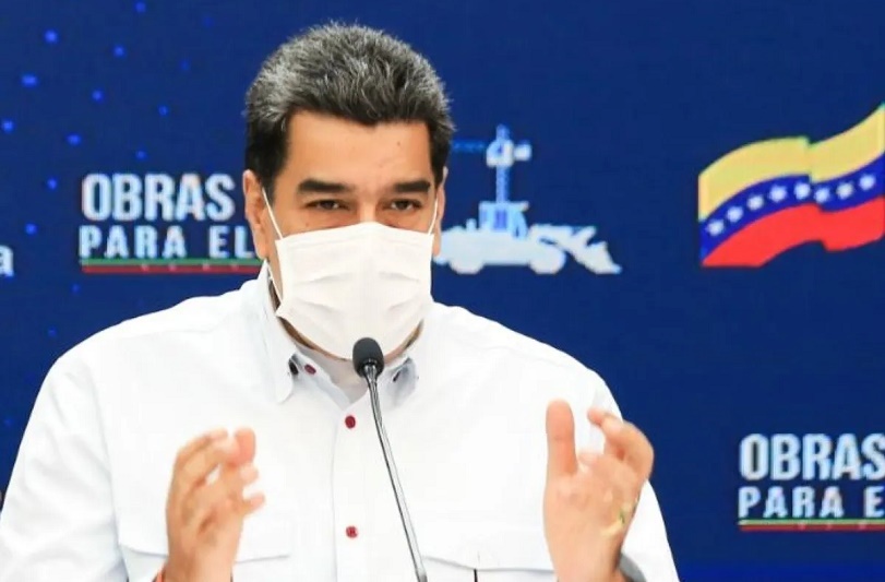 Nicolás Maduro aseguró que tomó la decisión luego de que un grupo de empresas le presentó la propuesta
