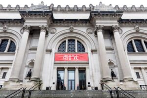 El Museo Metropolitano de Nueva York (Met) anunció que abrirá sus puertas el 29 de agosto para ofrecer al público su exposición “Making The Met, 1870-2020”, con la cual celebrarán su aniversario 150; por su parte, el Museo de Historia Natural de Nueva York, comenzará a trabajar desde el 8 de septiembre.