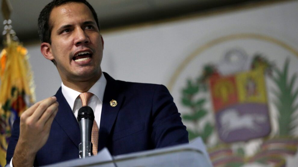 Guanipa: en octubre podría realizarse la consulta propuesta por Guaidó