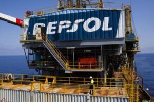 Repsol podría cesar sus actividades en Venezuela “a corto plazo”