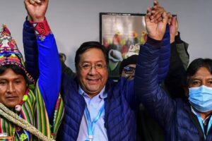 Luis Arce del partido MAS obtuvo 52,4% de los votos en la primera vuelta electoral de Bolivia
