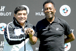 Pelé lamentó la muerte de su amigo Maradona