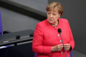 Angela Merkel reaccionó ante la suspensión de las RR.SS. del presidente Trump