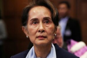 Aung San Suu, detenida por el ejército.