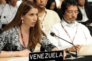 Jefe de misión del gobierno de Nicolás Maduro fue declara por la UE como persona no grata