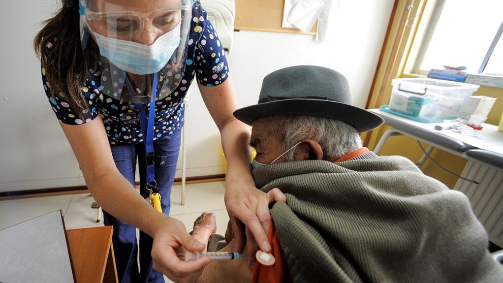 Un millón de personas en Chile han sido inmunizadas contra el covid-19
