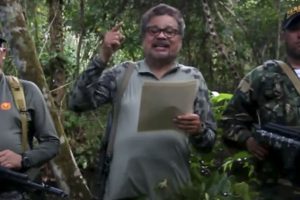 Añadir el título Iván Márquez asegura que los desertores Farc luchan contra el gobierno de Colombia