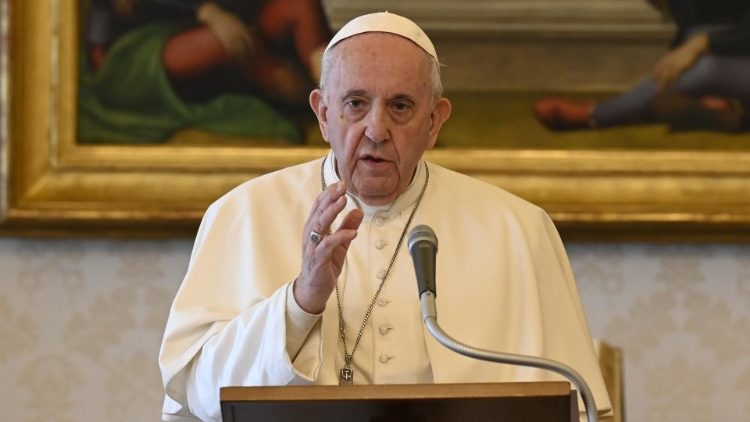 Papa Francisco pidió por la pacificación y por la salud de los enfermos