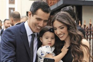 Familia Guaidó Rosales crecerá con la espera de su segundo hijo
