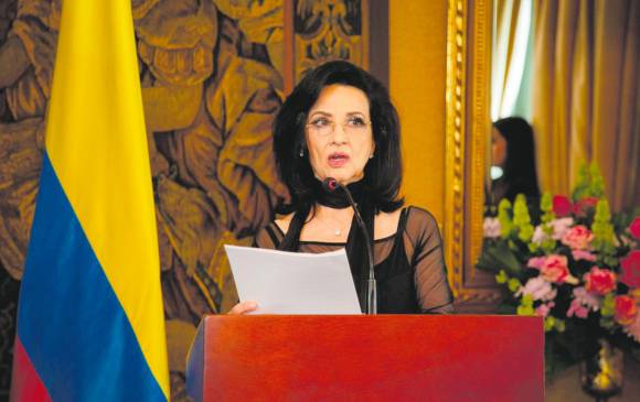 Canciller colombiana Claudia Blum renunció a su cargo