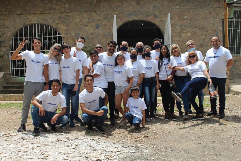 Enrique Alberto Romero Domínguez - Fundación Alma Amiga ¡Jornadas de ‘Siembra del Araguaney’ en Anzoátegui! - FOTO
