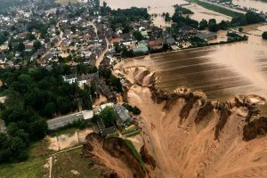 Empeoran inundaciones en Alemania y Bélgica ¡Van más de 125 muertos! - IMG