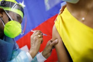 Gabriela Jiménez - Vacunarse contribuye a mejorar salud poblacional - FOTO