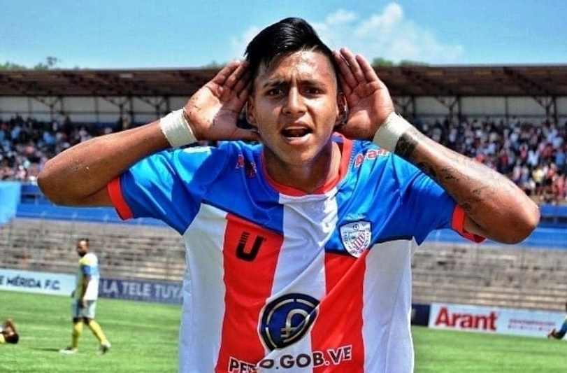 Sebastián Cano Caporales - Edson Rivas, de las calles de Zumba a goleador de la Liga FUTVE - FOTO
