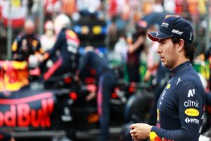 F1 ¡Atención! Sergio Pérez seguirá con Red Bull para la temporada 2022 - FOTO