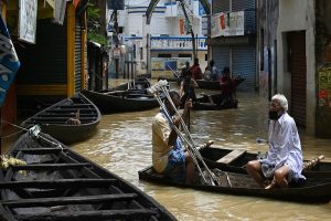¡Sigue la tragedia en India! Al menos 14 muertos a causa de las inundaciones - FOTO