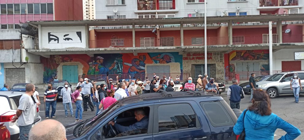 ¿Por qué se registró una protesta frente al Hotel Alba Caracas?
