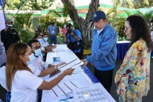 Partido de Daniel Ortega con ventajas de votos en el primer boletín