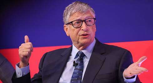 Bill Gates llama a extremar las medidas de bioseguridad ante la variante ómicron