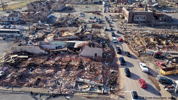 Kentucky ha sido arrasado por varios tornados, Biden declaró estado de desastre mayor