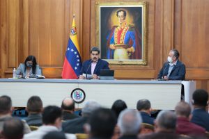 ¿Restablecerán vuelos directos entre EEUU y Venezuela?