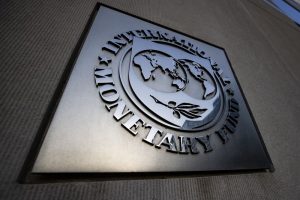 FMI rebaja previsión de crecimiento económico global a 4,4% para 2022 - FOTO