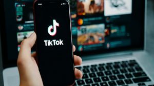 TikTok reina en el ‘Year in Review 2021’ de Cloudfare - FOTO