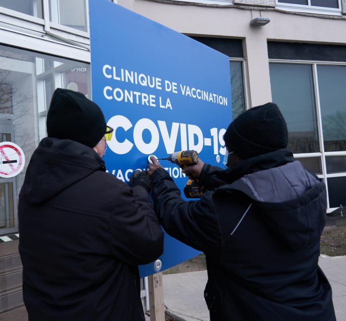 Quebec evalúa creación de impuesto a personas que no se han vacunado contra covid-19